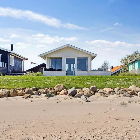 Holiday home Private Parking At Vanggardsvej
